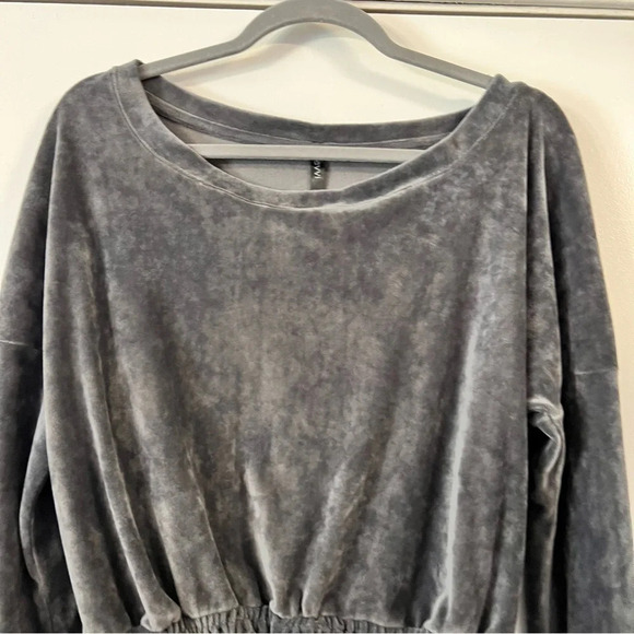 SAVVI Natasha Velour Velvet Sweater Cinched Gray Soft Large - Picture 5 of 8